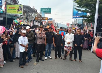 Polsek Cikijing Pastikan Keamanan dan Kelancaran Karnaval Budaya Pada HUT RI ke-80 Tingkat Kecamatan Cikijing