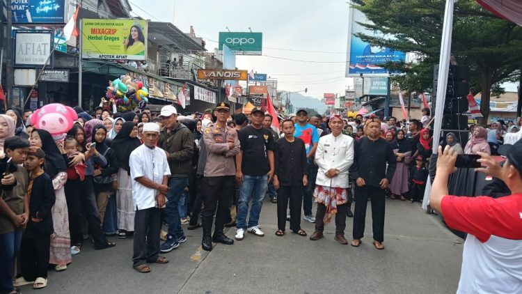 Polsek Cikijing Pastikan Keamanan dan Kelancaran Karnaval Budaya Pada HUT RI ke-80 Tingkat Kecamatan Cikijing