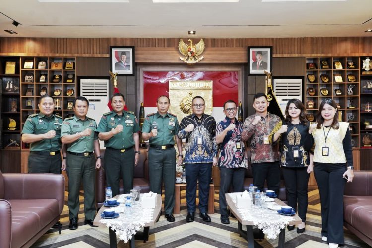 Pangdam XIV/Hasanuddin Sambut Hangat Kunjungan Silaturahmi Rombongan PT. Bank Mandiri Taspen