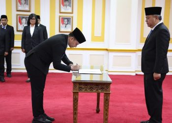 Lantik Pejabat Pengawas, Sekjen Kemendagri Minta Kembangkan Terobosan Kreatif