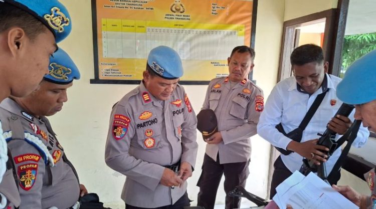 Propam Polres Bangkep Gelar Gaktibplin di Polsek Tinangkung, Kepatuhan Anggota Ditingkatkan