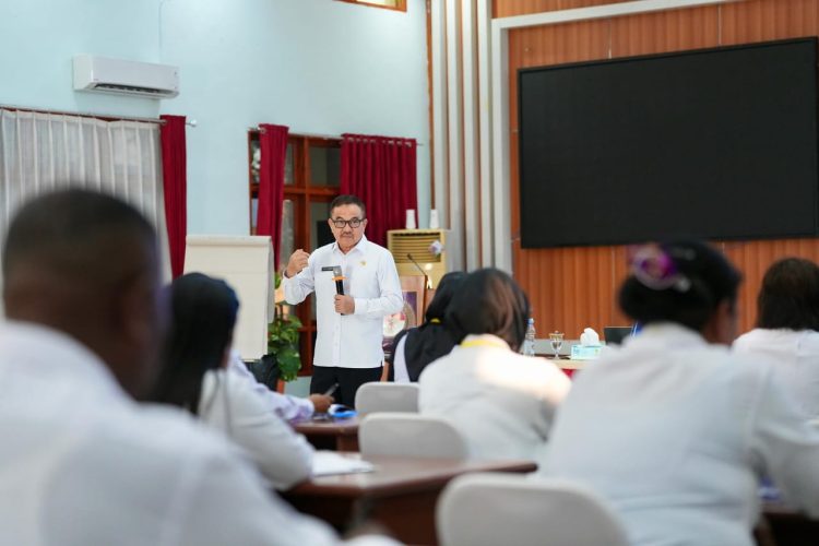 Sekda Sulsel Tekankan Kepemimpinan Pelayanan Publik pada PKP Angkatan II PPSDM Kemendagri