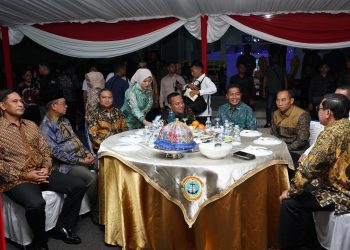 Gelar Pisah Sambut, Pangdam XIV/Hsn Hadiri Acara Pisah Sambut Danlantamal VI dan Dankodaeral VI di Dermaga Layang Kodaeral VI Makassar