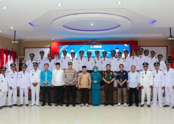 Kapolres Banggai Hadiri Pengukuhan 32 Kades, Perpanjangan Masa Jabatan