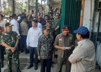 Panglima TNI Dampingi Presiden Prabowo Tinjau Lokasi Pasca Banjir di Bali