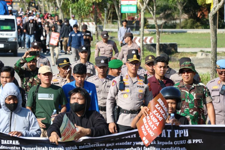 Pendekatan Humanis, Polres PPU Sukses Jaga Aksi Unjuk Rasa Mahasiswa Tetap Kondusif dan Tertib