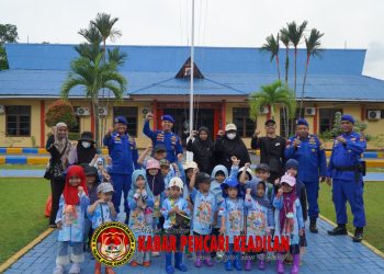 Ditpolairud Polda Kaltim Sambut Kunjungan dari TPQ Dataku Balikpapan, Pelajari Peran Polisi Air dan Pelestarian Mangrove