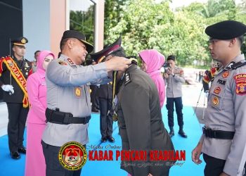 Polda Kaltim Gelar Tradisi Wisuda Purna Bakti, Kapolda Sampaikan Apresiasi dan Pesan Haru untuk Personel yang Purna Tugas