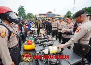 Kapolri Tinjau Sarana-Prasarana Pada Apel Kesiapan Tanggap Bencana di Mako Brimob