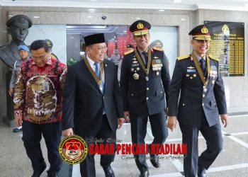 Kepala BNN RI Raih Tanda Kehormatan Bintang Bhayangkara Pratama dari Kapolri