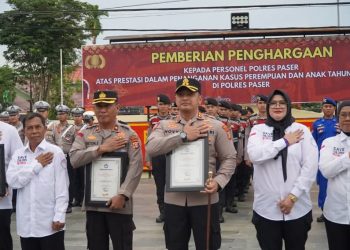 Kapolres Paser dan Sembilan Personel Terima Penghargaan dari TRC-PPA Jakarta