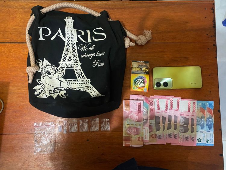 Polsek Sepaku Ringkus Pengedar Sabu di Bumi Harapan, Enam Paket Diamankan