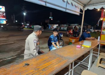 Bhabinkamtibmas Desa Tani Harapan Intensifkan Sambang, Dorong Warga Aktifkan Siskamling