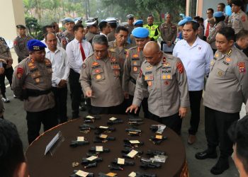 Pengawasan Diperketat, Wakapolda Kaltim Cek Langsung Senpi Personel