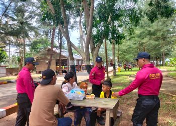 Pengamanan Libur Lebaran, Polisi Jaga Ketat Pantai Manggar Balikpapan