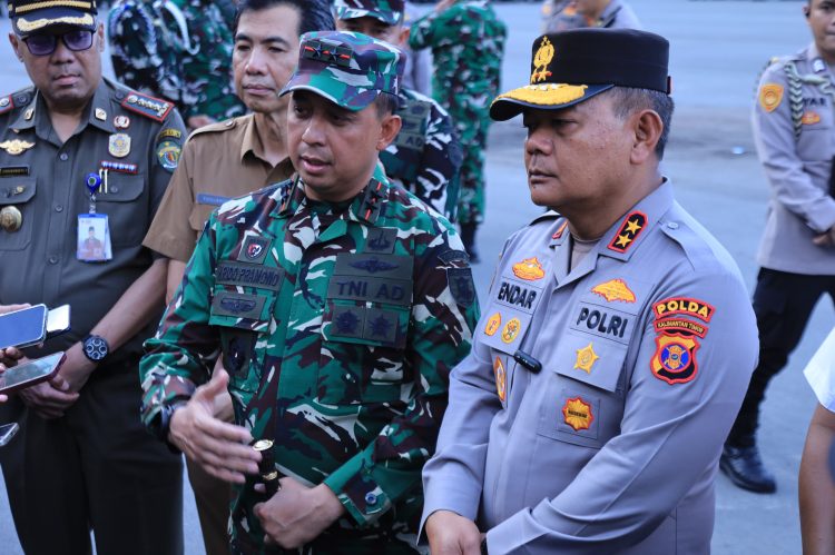 Sinergi TNI-Polri Perkuat Pengamanan Aksi Unjuk Rasa di Samarinda
