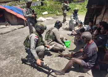 Satgas Damai Cartenz Perkuat Keamanan dan Layanan Kesehatan di Pengungsian Sinak