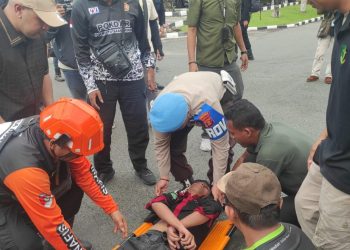 Mahasiswa Pingsan di Aksi DPRD Samarinda, Respons Cepat Aparat Utamakan Kemanusiaan