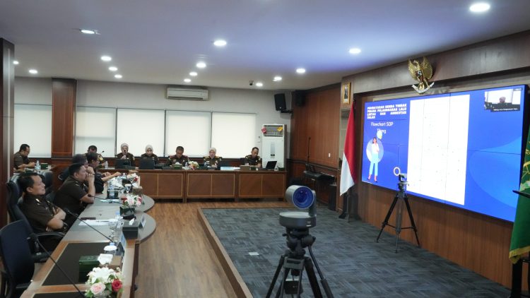 Jaksa Agung Muda Pengawasan Buka Sosialisasi Penyamaan Persepsi Teknis Pemeriksaan Keuangan, BMN, PNBP dan Audit di Lingkungan Kejaksaan RI