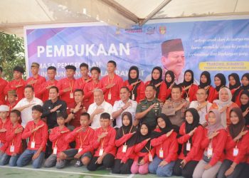 Bupati Andi Rosman Buka MPLS di SKB, Hanya 8 di Sulsel dapat Amanah Sekolah dari Presiden