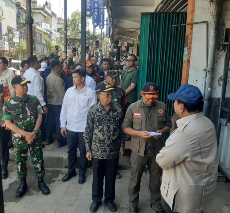 Panglima TNI Dampingi Presiden Prabowo Tinjau Lokasi Pasca Banjir di Bali