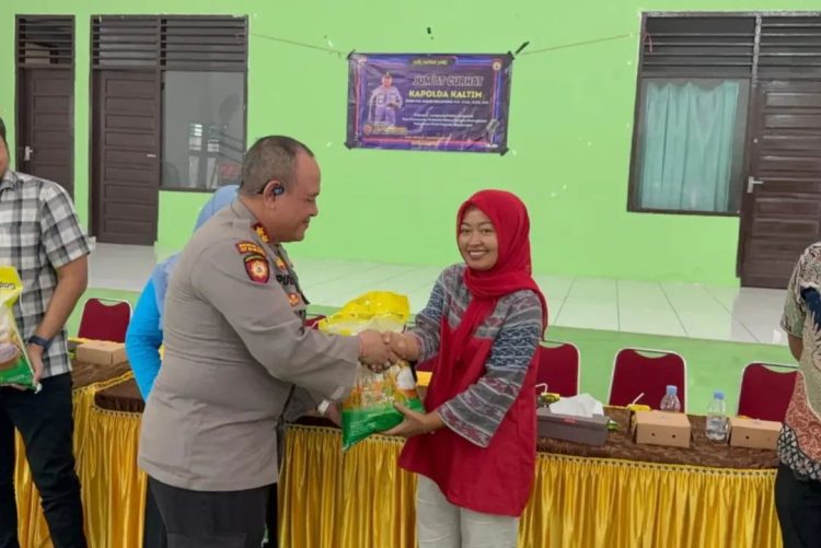 Gelar ‘Jumat Curhat’ di Kelurahan Prapatan, Polda Kaltim Tampung Aspirasi Masyarakat Soal Keamanan dan Ketertiban