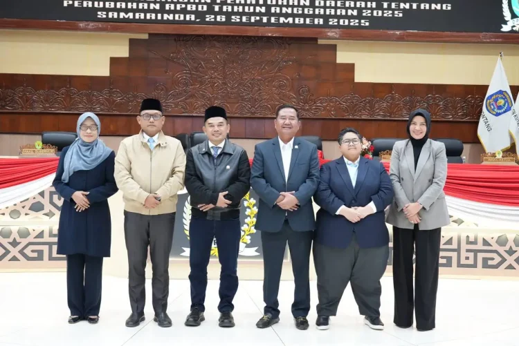 Sinergi Eksekutif-Legislatif, Pemprov Kaltim dan DPRD Setujui Ranperda Perubahan APBD 2025