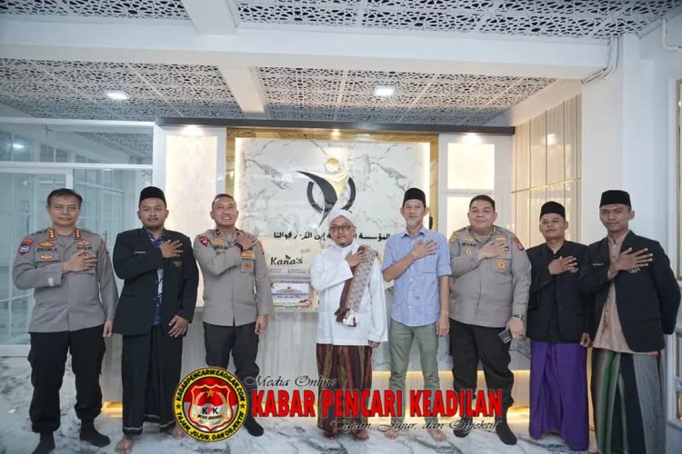 Bangun Sinergisitas Dengan Tokoh Agama, Wakapolda Kaltim Kunjungi Pesantren Ibnul Karim Qualita