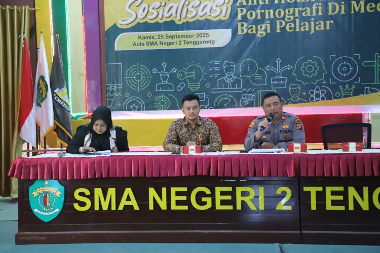 Cerdas di Dunia Maya, Pelajar SMAN 2 Tenggarong Dibekali Literasi Digital, Belajar Tangkal Hoaks