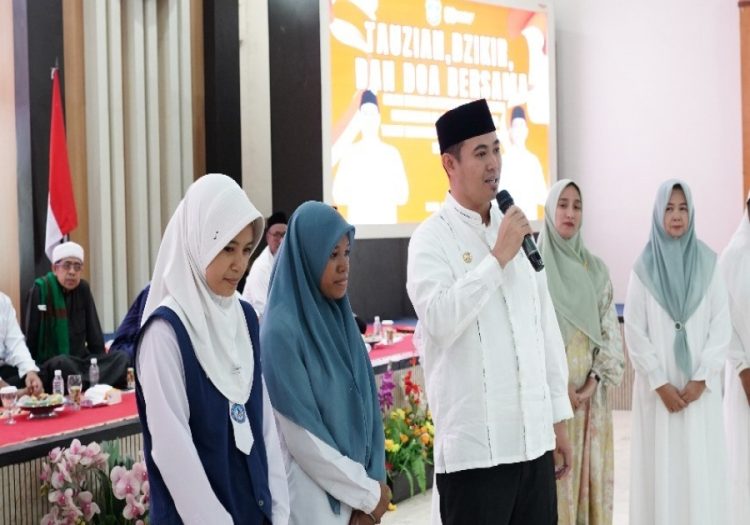 Dua Siswi Kurang Mampu dari Pangkep Dapat Kesempatan Sekolah di SMA SR