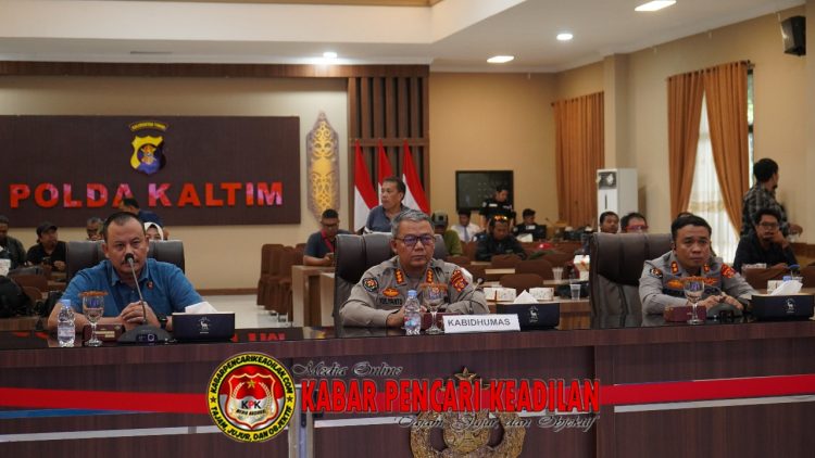 Gelar Konferensi Pers Secara Virtual Bersama Polres Kubar, Polda Kaltim Jelaskan Penanganan 6 Terduga Penyalahgunaan Narkoba di Kutai Barat