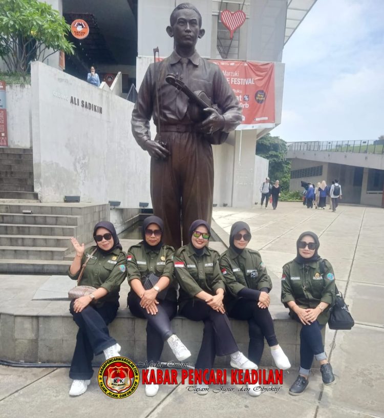 Ketika Wartawan Daerah Menulis Sejarah di Pusat Negeri