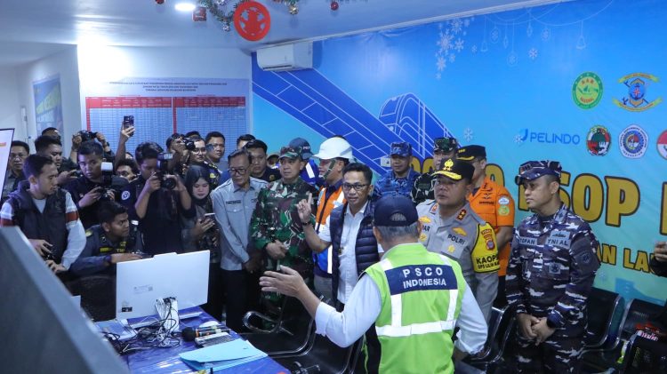 Patroli Sinergitas TNI–Polri Amankan Malam Natal 2025, Polda Kaltim Bergerak di Seluruh Titik Vital