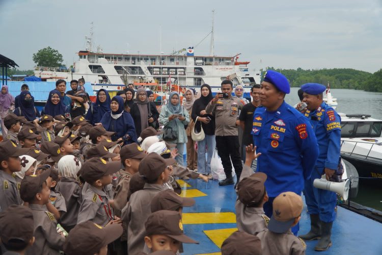 Dit Polairud Polda Kaltim Terima Kunjungan Edukatif PAUD Auliyaa Diin Balikpapan