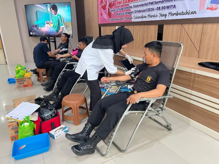 Brimob Polda Kaltim Tunjukkan Kepedulian Sosial Lewat Donor Darah Sambut Ramadhan 1447 H