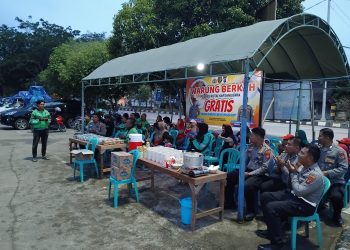 Buka Bersama Humanis, Polres Kutai Kartanegara Berbagi di Kedai Ojol Kamtibmas Tenggarong
