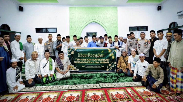 Polri Hadir di Tengah Umat: Kapolsek Loa Janan Ikuti Safari Ramadhan Forkopimca