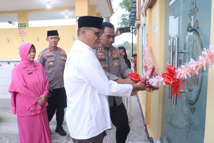 Kapolres Wajo Resmikan Masjid Al-Hasbi, Perkuat Sinergi dan Nilai Keimanan di Majauleng