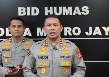 Pengamanan Humanis Warnai Aksi Unjuk Rasa di Depan Mabes Polri