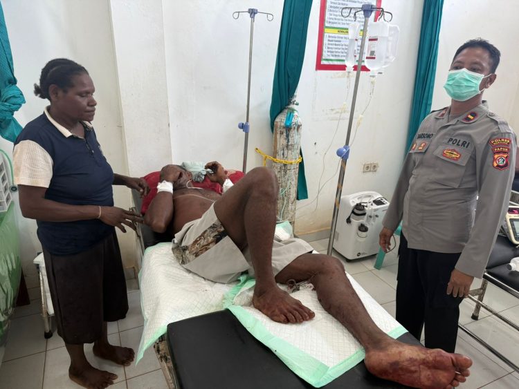 Pria di Elikobel Merauke Dibacok Kampak Saat Sarapan, Pelaku Masih Diburu Polisi
