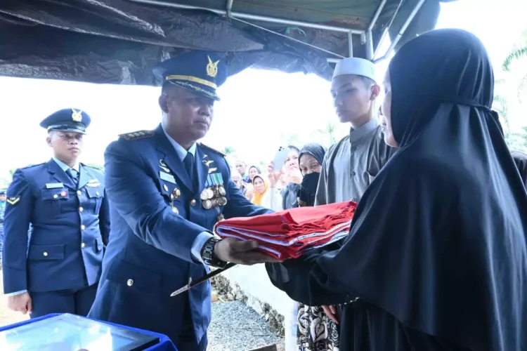 Penghormatan Terakhir untuk Prajurit Setia Lanud Sjamsudin Noor