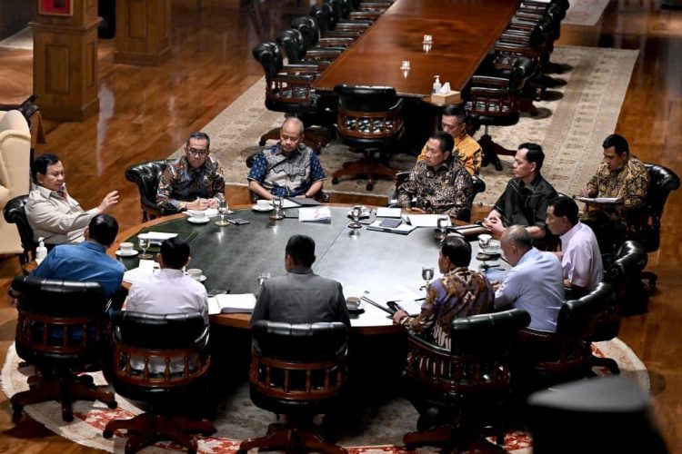 Presiden Prabowo Pimpin Rapat Strategis di Hambalang, Bahas Pendidikan STEM, Geopolitik Timur Tengah hingga Kesiapan Mudik Lebaran
