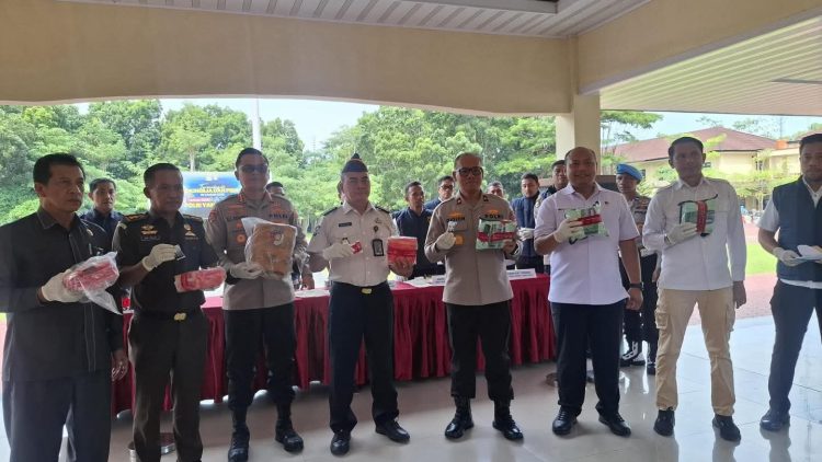 Sikat Peredaran Narkoba, Ditresnarkoba Polda Sulawesi Tenggara Musnahkan 7,2 Kg Sabu dan Ganja — Wakapolda: Jangan Main-Main dengan Hukum!