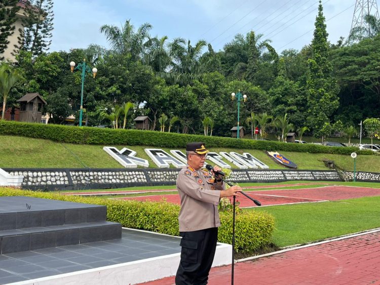 Kabid Humas Polda Kaltim Pimpin Apel Perdana Operasi Ketupat Mahakam 2026, Tekankan Pelayanan Humanis