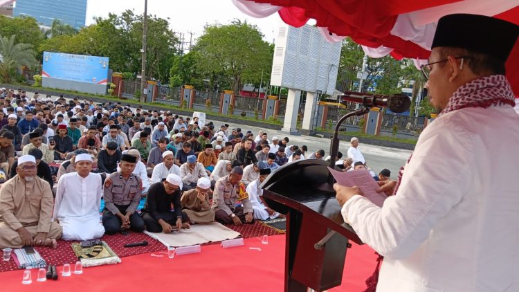 Ribuan Jamaah Padati Mapolresta Balikpapan, Idul Fitri 1447 H Berlangsung Khusyuk dan Penuh Hikmat