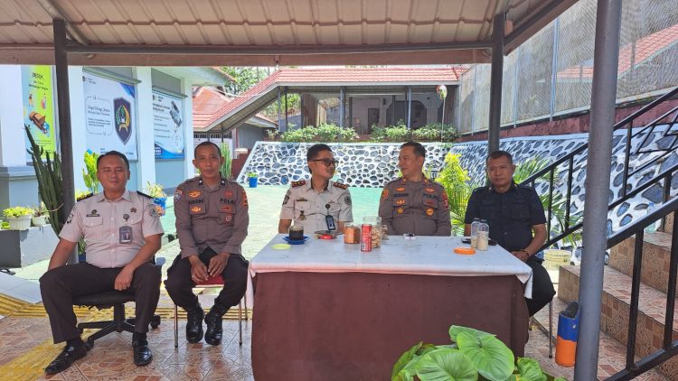 Polsek Pammana Lakukan Patroli dan Sambang Pasca Idul Fitri 1447 H dI Rutan Wajo