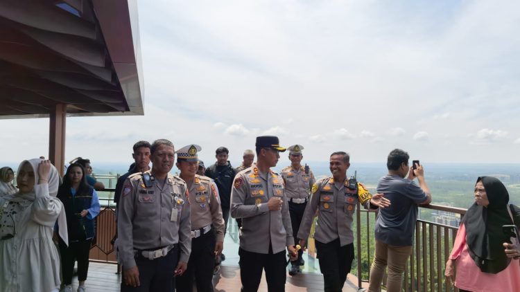 Kapolres PPU Pimpin Langsung Pengamanan Arus Balik di KIPP IKN, Pastikan Situasi Aman dan Terkendali