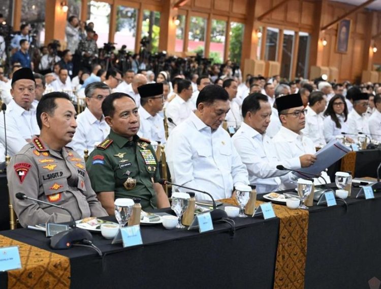 Panglima TNI bersama Kapolri Hadiri Rapat Kerja Pemerintah, Perkuat Sinergi Jaga Stabilitas Nasional