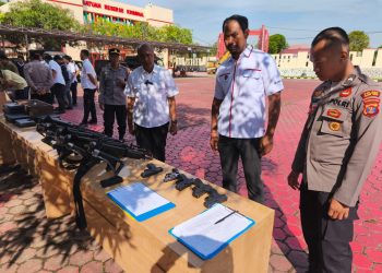 Propam Polres Kutai Timur Sidak Senpi Personel, Tegaskan Nol Toleransi Penyalahgunaan