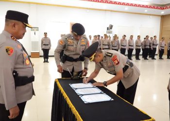 Kapolda Sultra Pimpin Sertijab Irwasda: Mutasi Jadi Momentum Penyegaran dan Penguatan Kinerja Polri
